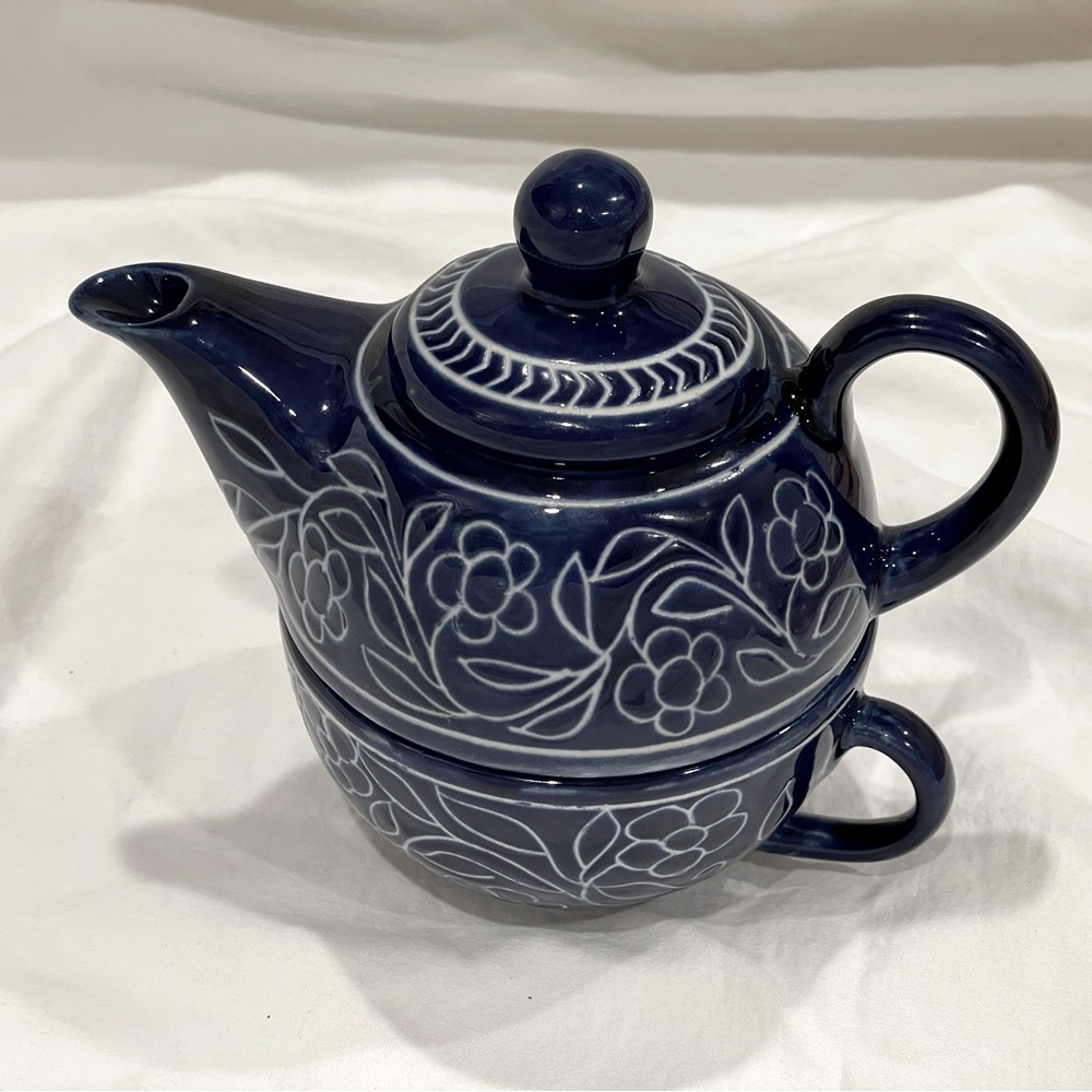 Jaipur Blue Vintage Pottery Flowers Desert Sands Teapot w Stackable Cup | EUC